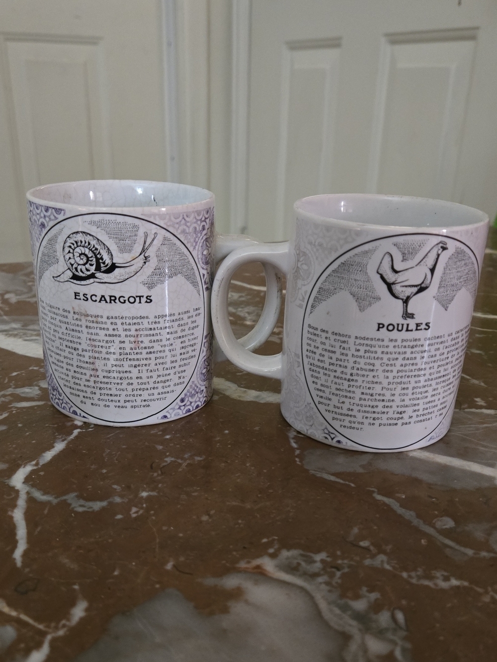 1971 Illustrated Escargots & Poules Decorative Ceramic Mugs – Set of 2